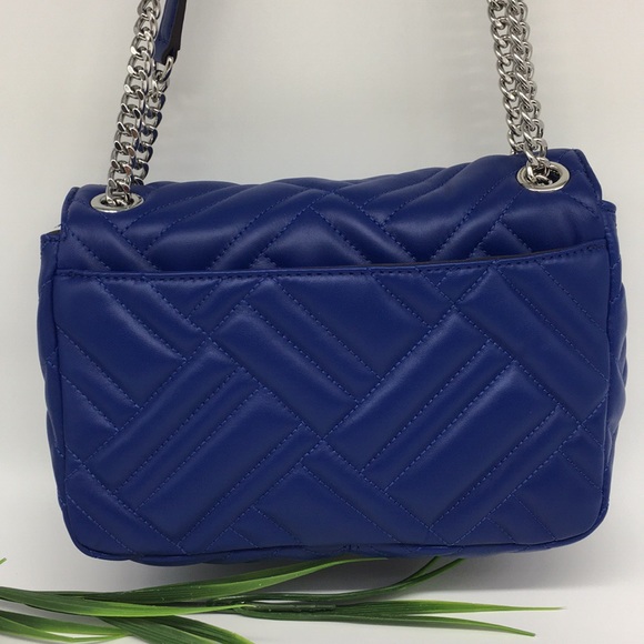 MICHAEL KORS Flap Peyton MD Quilted Shldr Cobalt - Picture 7 of 8
